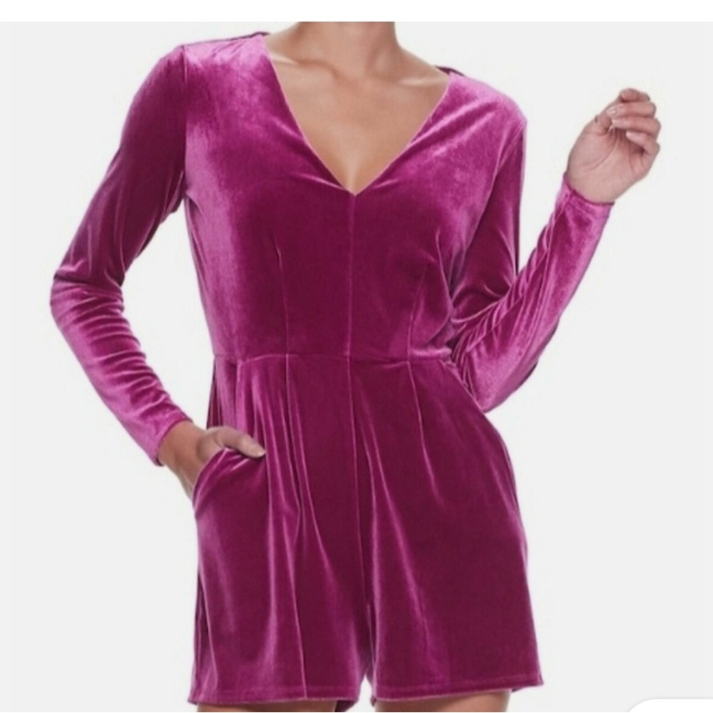 Candie’s Purple Orchid Velvet Romper – XL – NWT